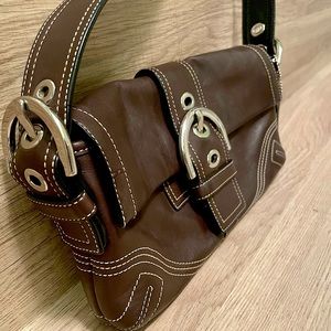 Cute chocolate brown Coach purse